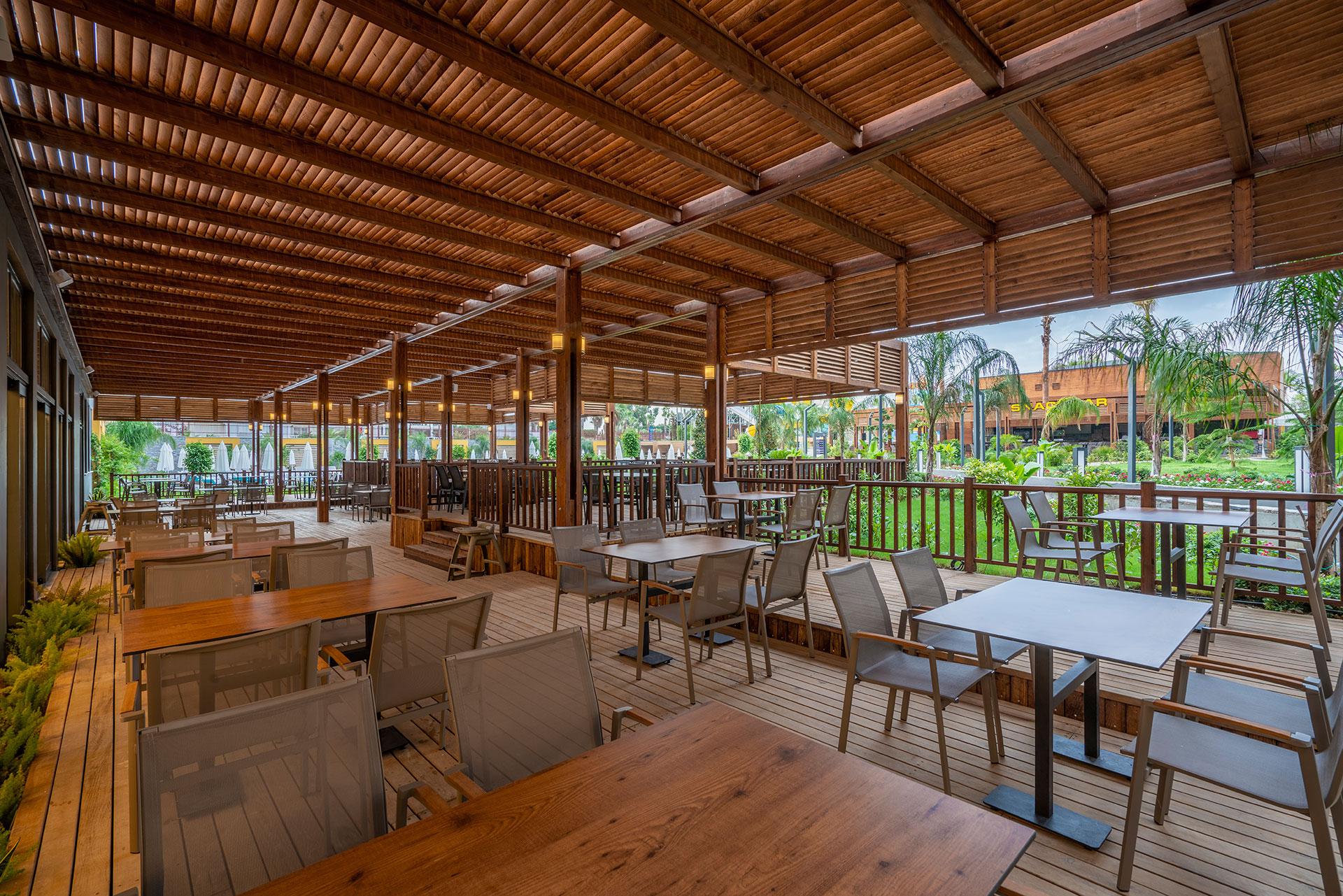 Arnor De Luxe Hotel & Spa Side Exterior photo