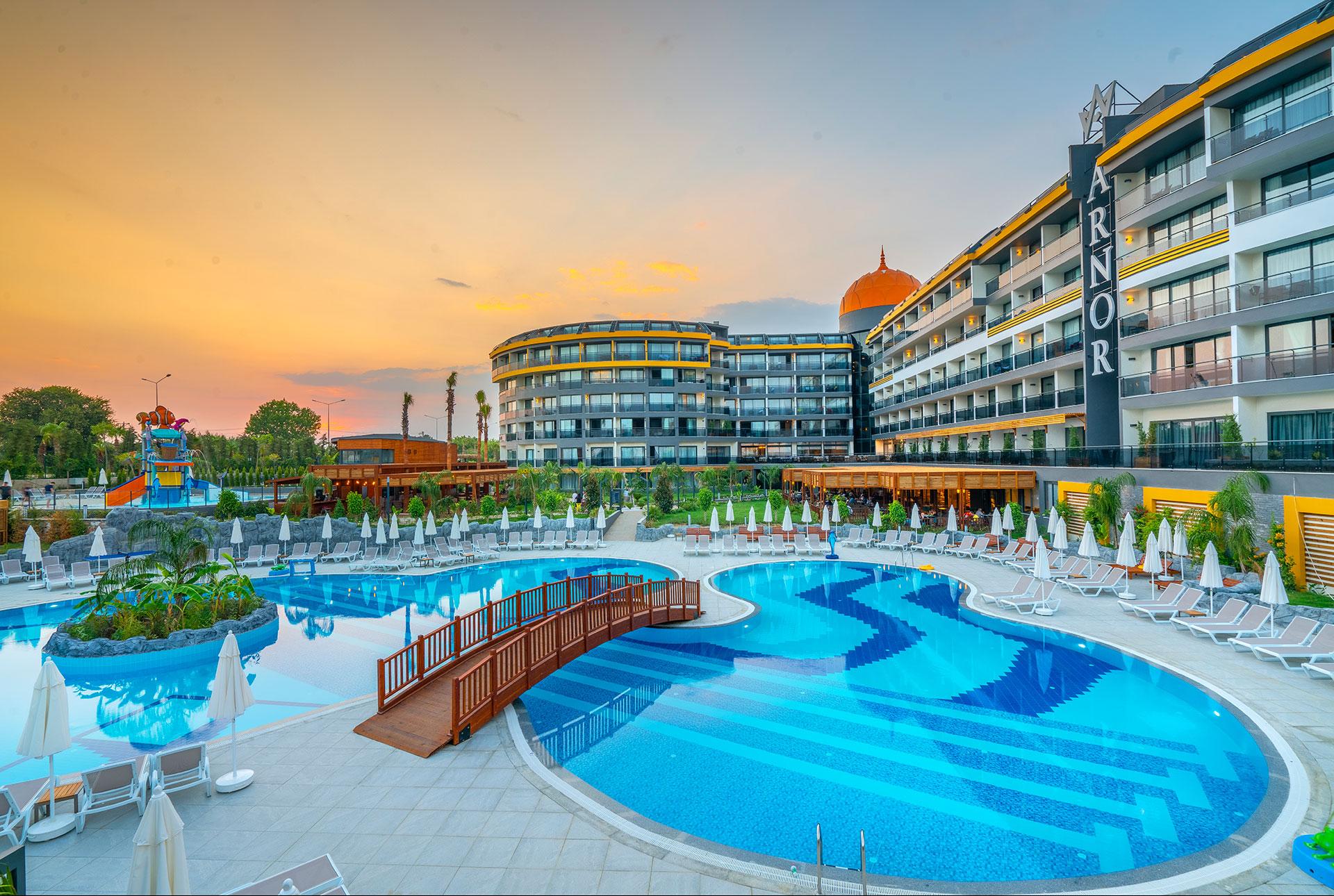 Arnor De Luxe Hotel & Spa Side Exterior photo